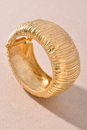 GOLD METAL CUFF