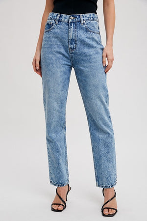 STRAIGHT LEG JEANS