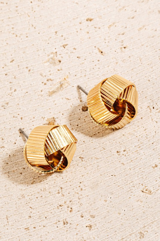 DAINTY STUD EARRINGS