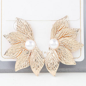 Pearl Flare Leaf Earrings