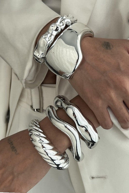 Pleated Bangle in Silver