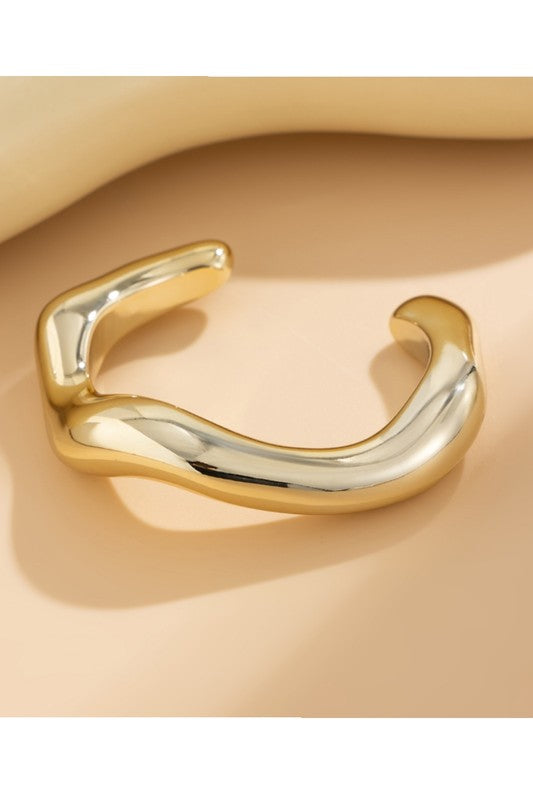 Pleated Bangle in Gold