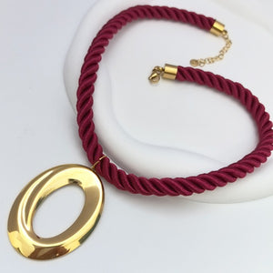 Twisted Rope Oval Geometric Necklace
