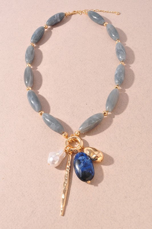 Metal Charm Resin Long Oval Bead Necklace