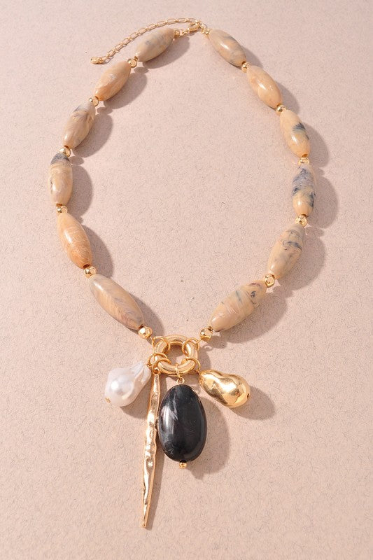 Metal Charm Resin Long Oval Bead Necklace