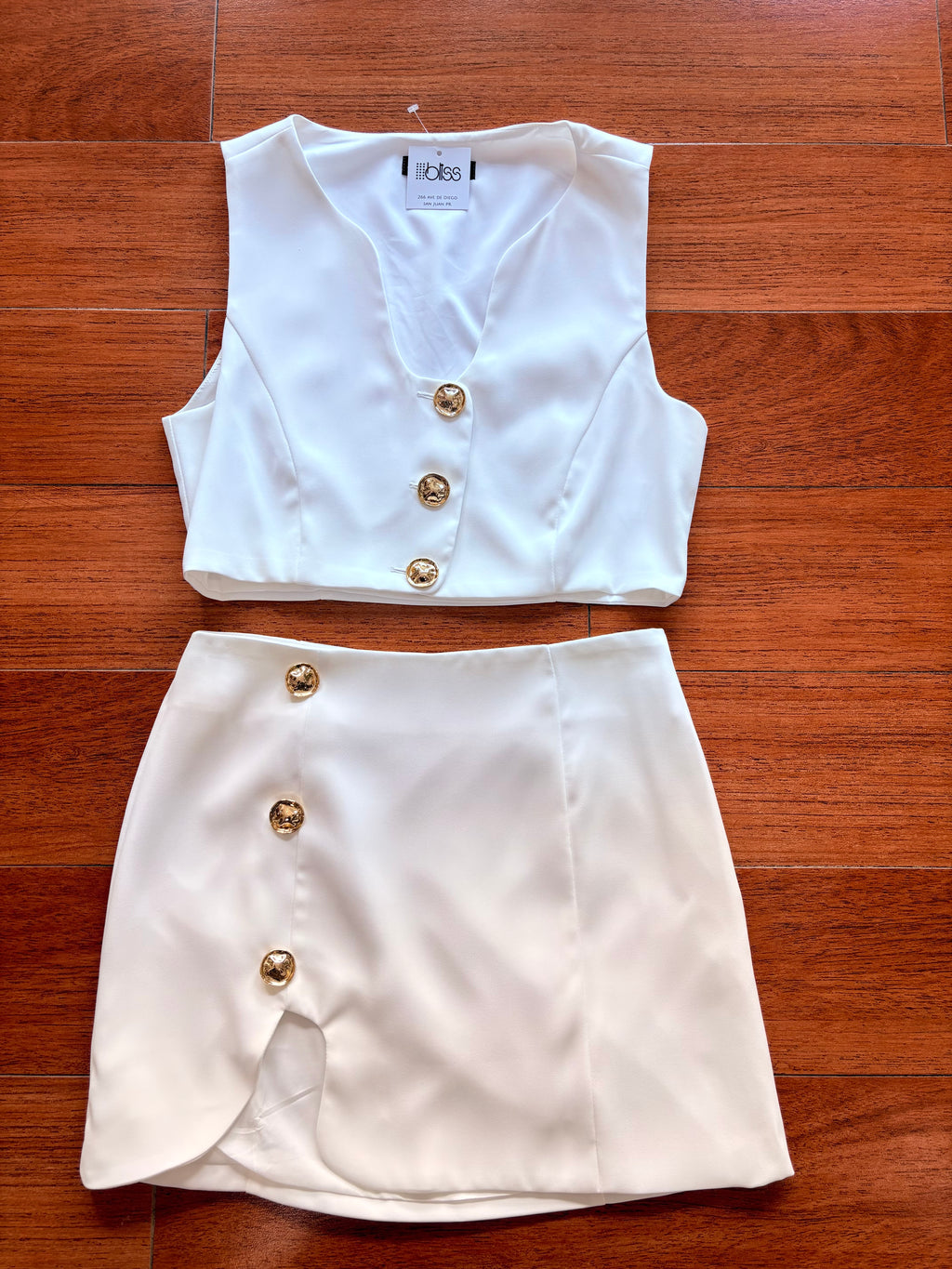 GIA TOP AND SKIRT