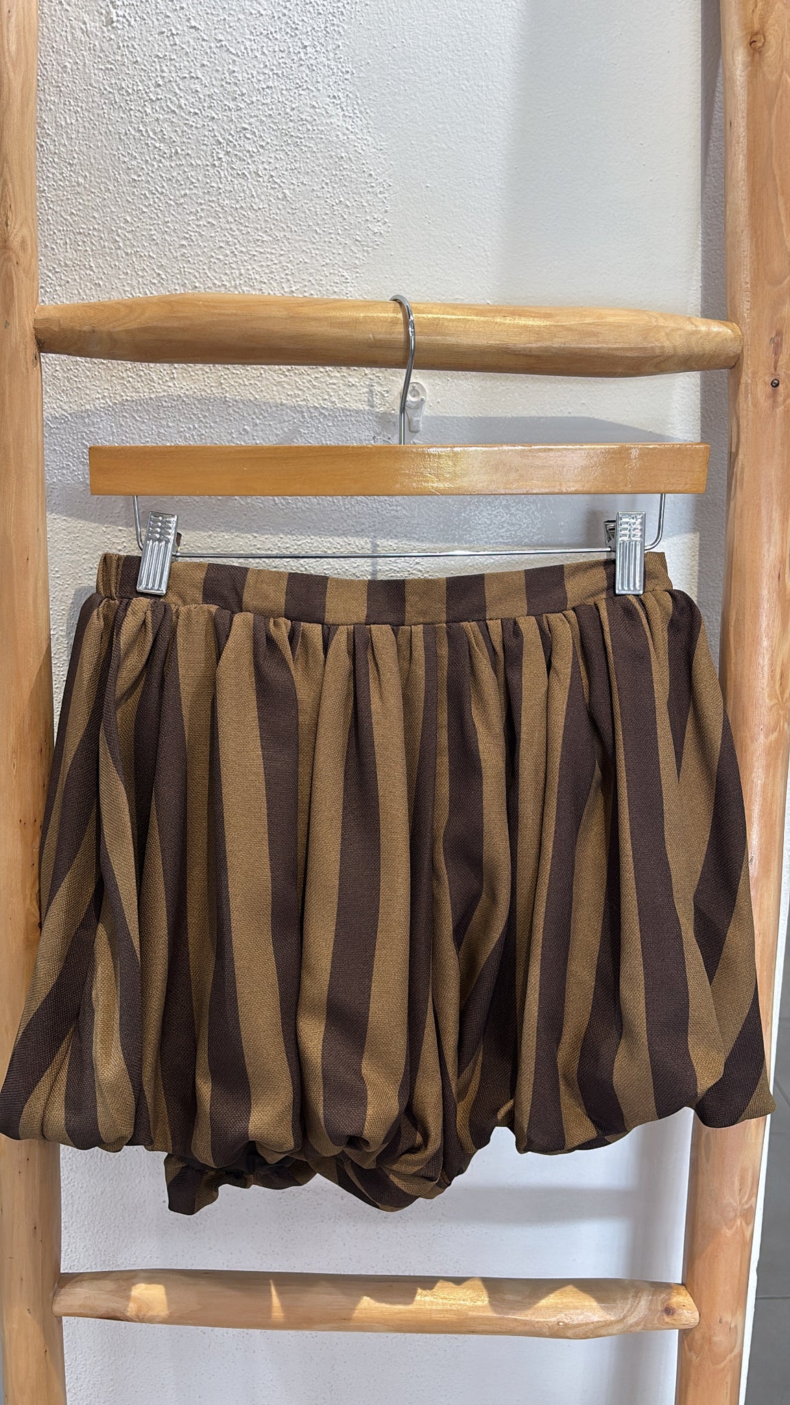 Mid-rise Balloon Skort