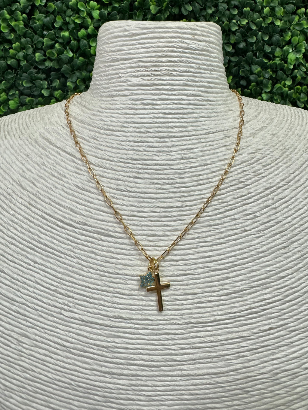 CROSS STAR NECKLACE